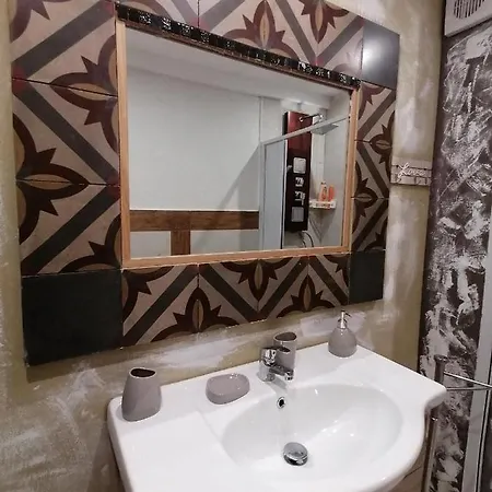 L'antico Palazzo Катания